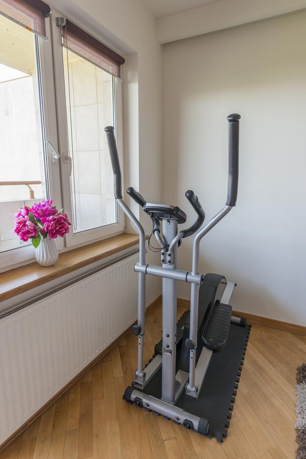 Miasteczko Orange P&O Service Apartments Varsovie Extérieur photo